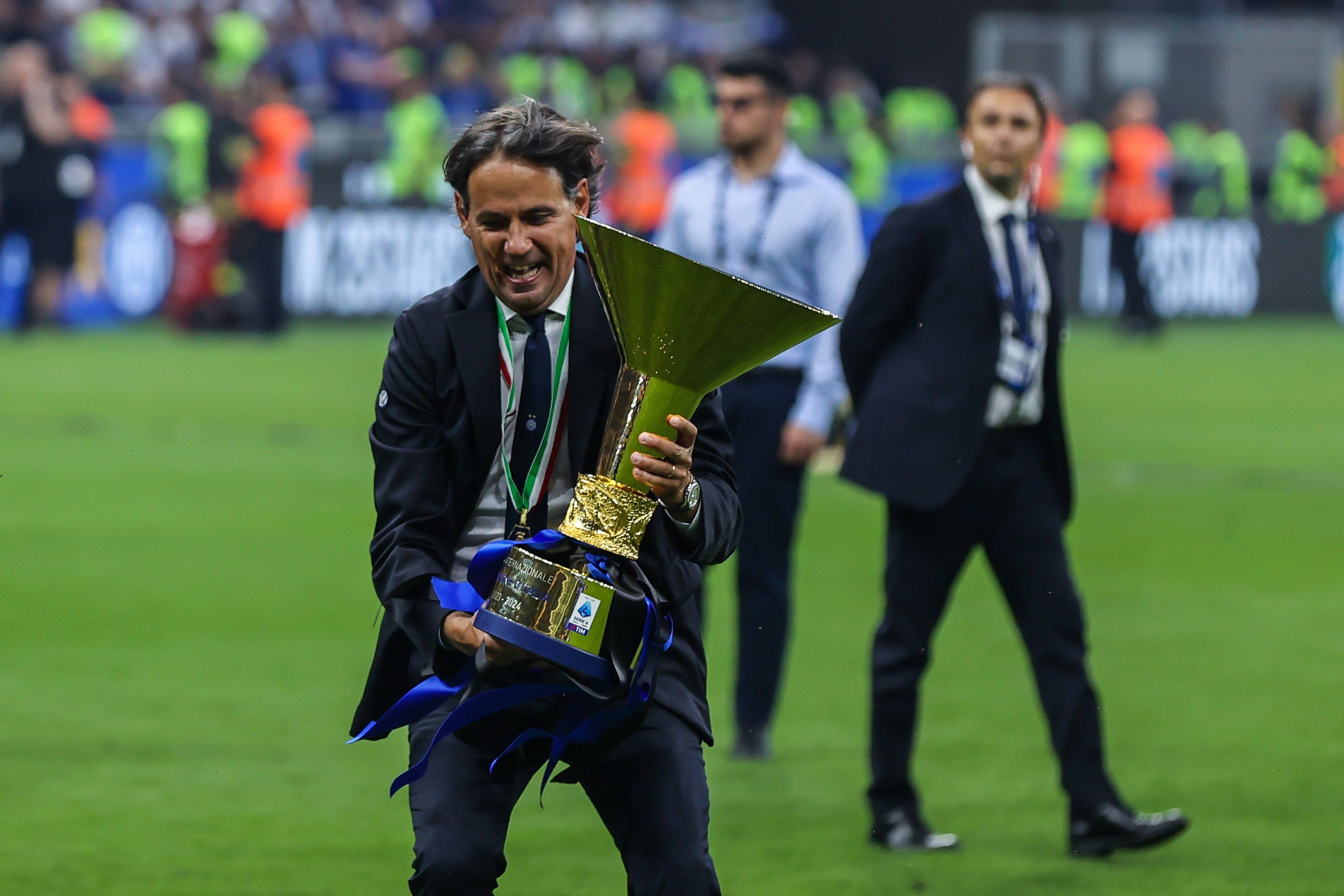 包含转会期意大利杯传出新动向,山东男篮主帅复盘,管理层表态:目标明确,阵容厚度经受考验的词条 包含转会期意大利杯传出新动向,山东男篮主帅复盘,管理层表态:目标明确,阵容厚度经受考验的词条